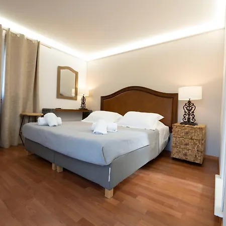 Syros Village 4* Vári