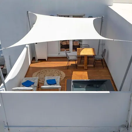 Syros Village Guest house *