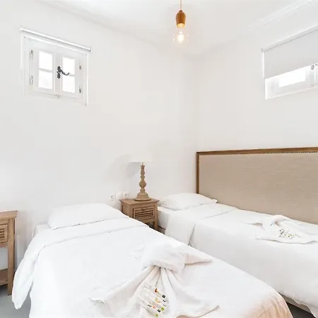 Syros Village 4*