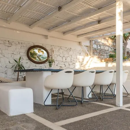 Syros Village 4*