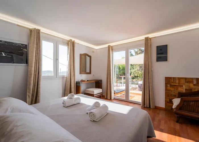 Guest house Syros Village 4*