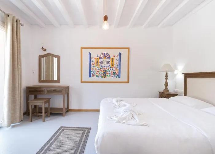 Syros Village Vari (Syros)