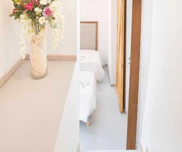 Syros Village Vari (Syros)